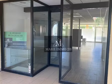 vente locaux professionnels 1/2 pièces 75 m² à calvi (20260)  75 000 €