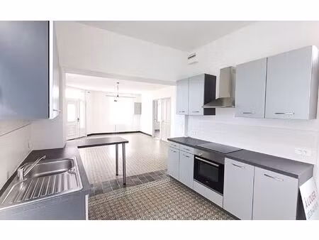 location appartement  m² t-3 à strazeele  705 €