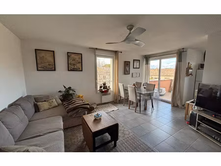 appartement marguerittes 60.03 m² t-3 à vendre  182 000 €