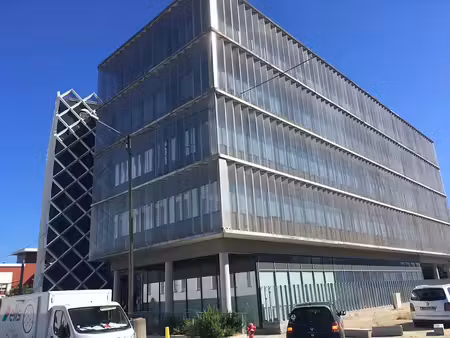 location bureau lormont 505 m²