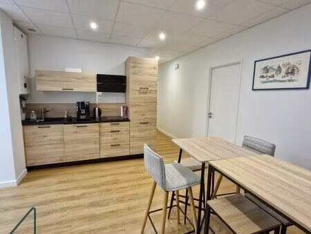 location bureau 14 m² à vannes (56000)
