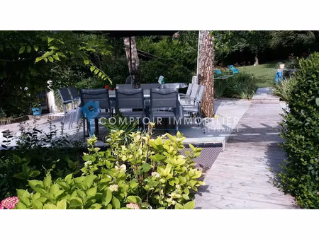 vente propriété 10 pièces 231 m² à charavines (38850)  540 000 €