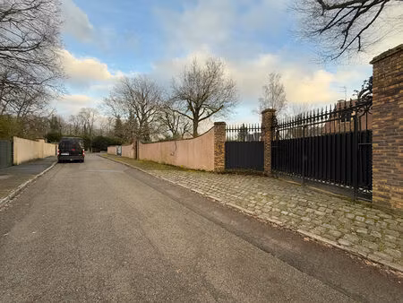 terrain à bâtir - 441m² -