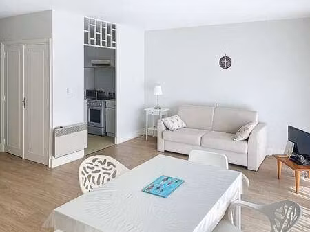 vente appartement t1 bord de mer à quiberon (56170) : à vendre t1 bord de mer / 38m² quibe