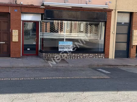 local commercial louhans 55 m2