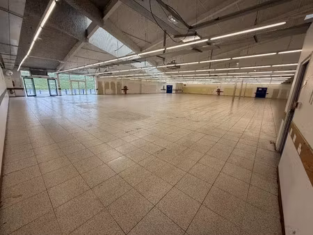 batiment d'activité d'environ 1500 m2 - barentin