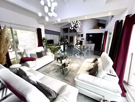 villa 5 pièces 145m2 - terrain 2580m2