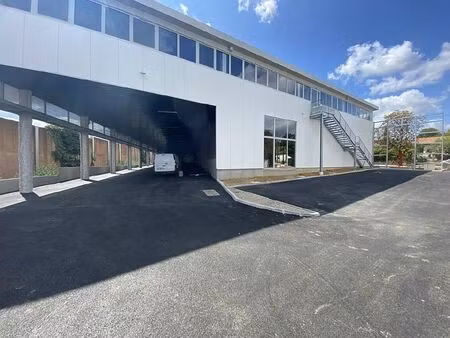 vente bureau carbon blanc 1 354 m²