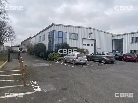 vente local d'activités pierrefitte sur seine 584 m²