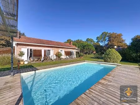 vente maison 7 pièces 250 m2 à sainte-eulalie-en-born