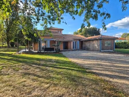 vente maison 7 pièces 150 m² saint-aigulin (17360)