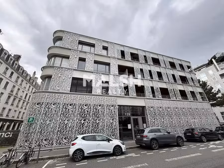bureaux - a louer - lyon 6 - 235 m² - stationnements privatifs possibles