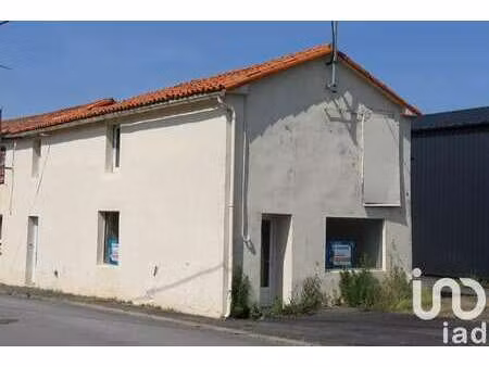 vente maison à largeasse (79240) : à vendre / 80m² largeasse