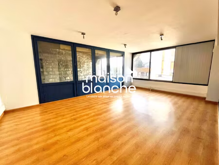 parthenay proche gare local de 177 m²