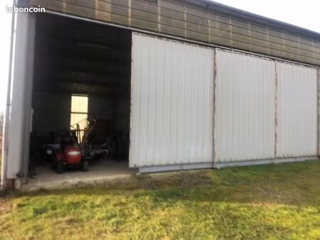location hangar pour stockage
