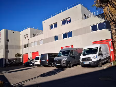 vente locaux professionnels 246 m² à la farlède (83210)  620 000 €