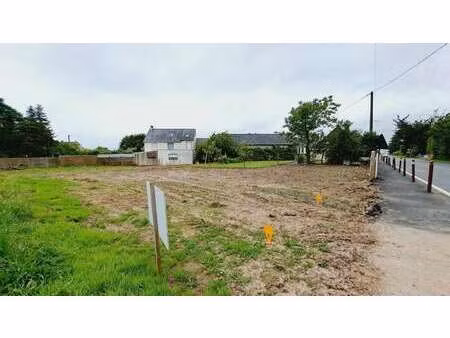 vente terrain à saint-thurial (35310) : à vendre / 616m² saint-thurial
