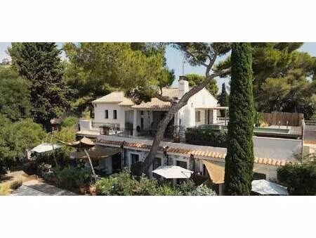 chambre d'hôte avec terrasse et piscine agay (83)