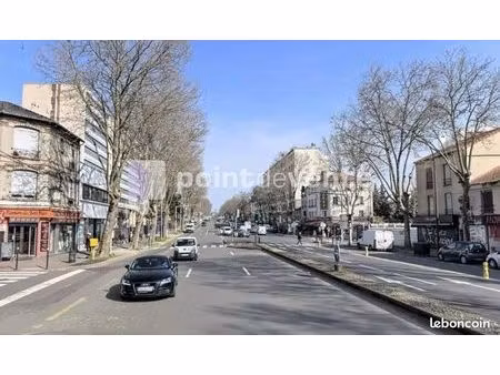 local commercial 97 m²