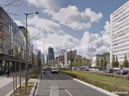 local commercial 880 m²