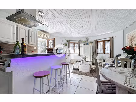 appartement saint-paul-de-vence 65 m² t-3 à vendre  315 000 €