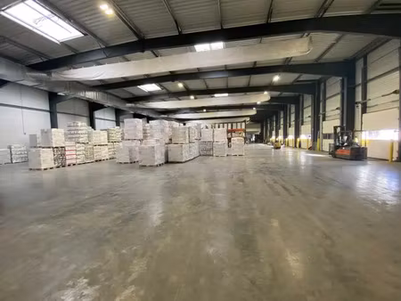 a vendre a louer - entrepôt recent 3 133 m² - a proximite n10