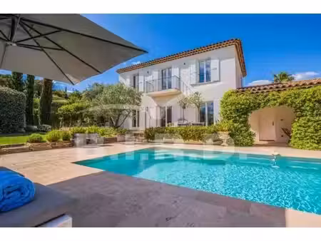 villa de luxe de 5 pièces en location cogolin  provence-alpes-côte d'azur