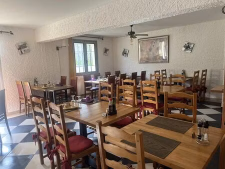 vente maison 18 pièces 500m2 ginasservis 83560 - 682000 € - surface privée