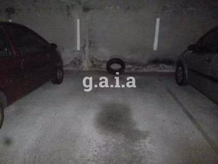 location garage box et parking à nantes centre ville (44000) : à louer / nantes centre vil