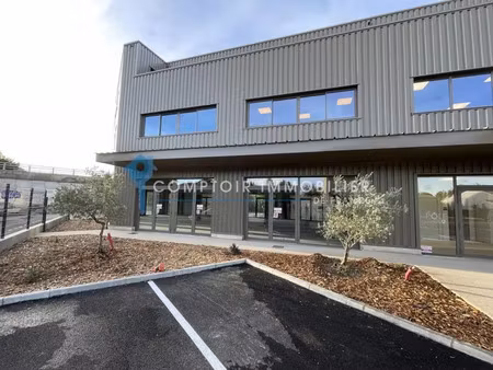 à louer surfaces professionnelles modulables de 30 m2 à 26