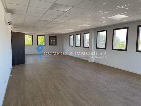 à louer surfaces professionnelles modulables de 40 m2 à 26