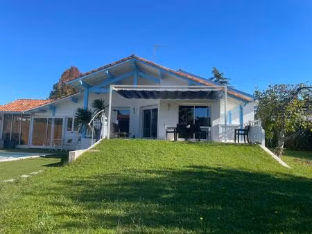 villa landaise avec piscine et studio indépendant