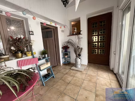 maison de plain-pied 116m2  503m2.