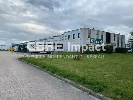 location entrepôt / local d'activités longvic 2 700 m²
