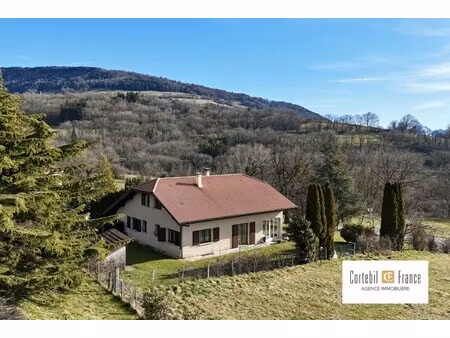 maison traditionnelle à vendre à andilly