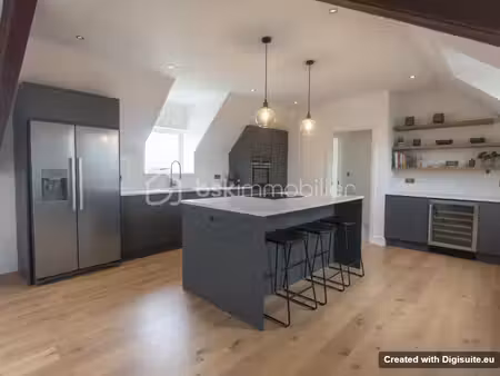 appartement de 100 m² à quingey