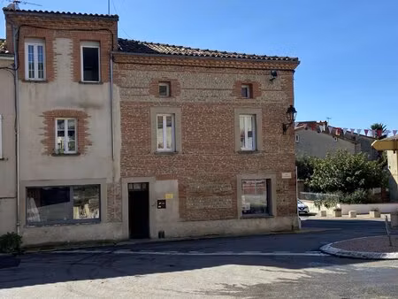 a vendre immeuble à calmont avec revenus locatifs