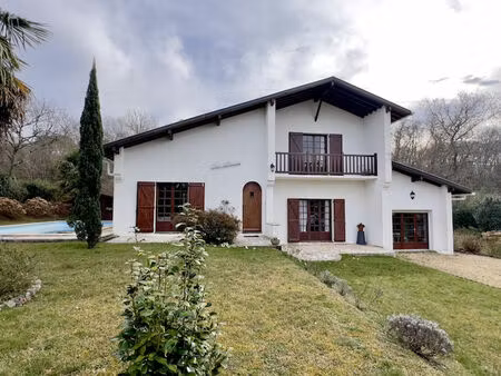 vente maison 5 pièces 130m2 anglet 64600 - 699500 € - surface privée