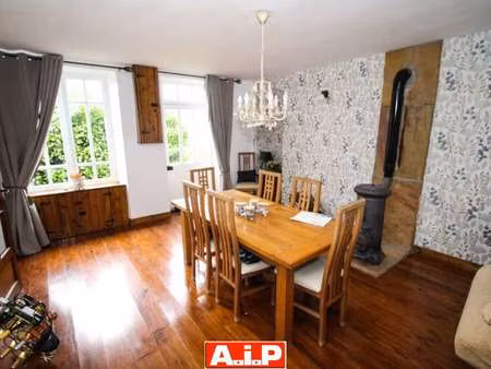 vente maison à clessé (79350) : à vendre / 233m² clessé