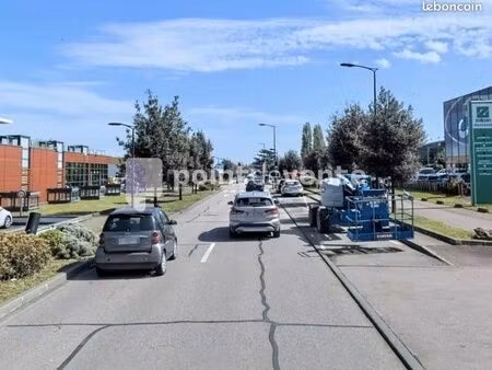 local commercial 96 m²