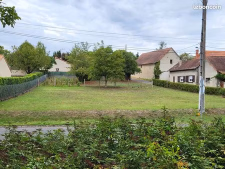 vend terrain à bâtir