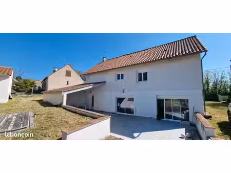 maison 6 pièces 169 m²