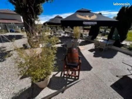 local commercial 110 m² bressolles