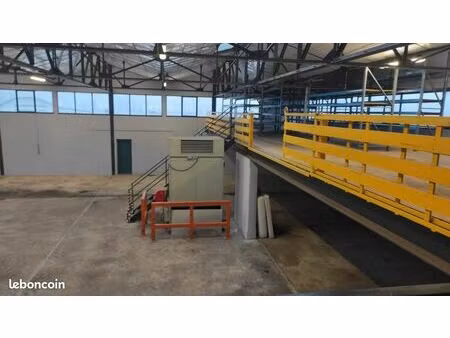 local 1000 m² meximieux