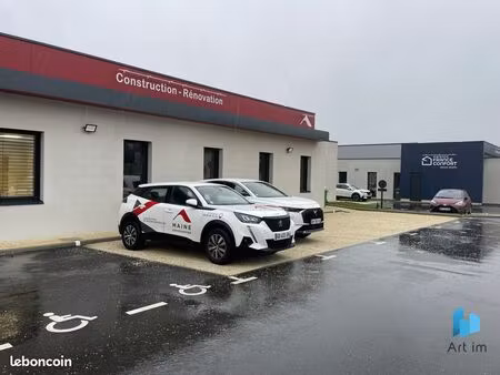 bureaux 442 m² saint-saturnin