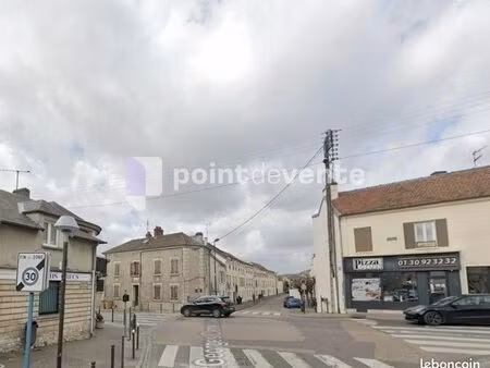 local commercial 127 m²