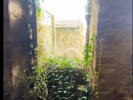 vente maison à airvault (79600) : à vendre / 90m² airvault