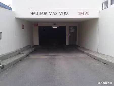 parking moto scooter