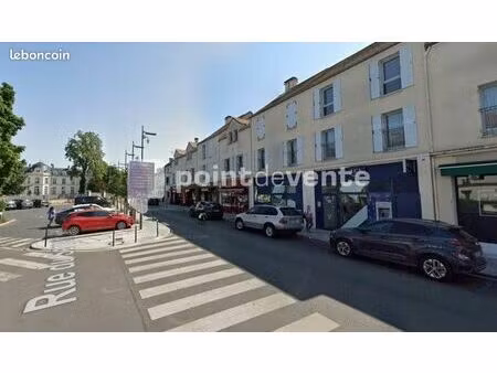 pressing/teinturerie 90 m²