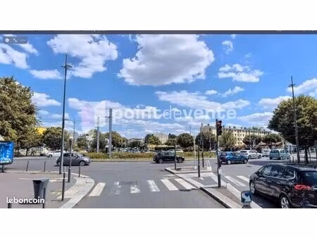 local commercial 158 m²